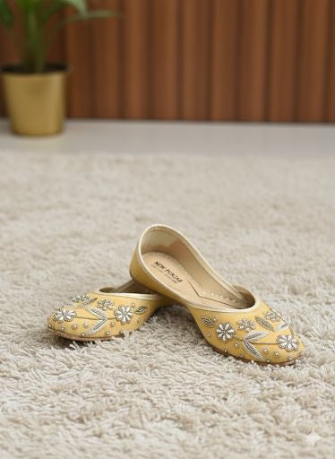 SWAG JUTTI | YELLOW EMBROIDERY | TRADITIONAL EMBROIDERY HEAVY WORK |PARTYWEAR JUTTI MOJRI |